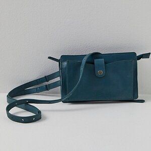 Free People Alley Leather Wallet in Lagoon NWOT